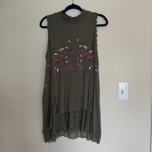 Sleeveless Embroidered Tunic